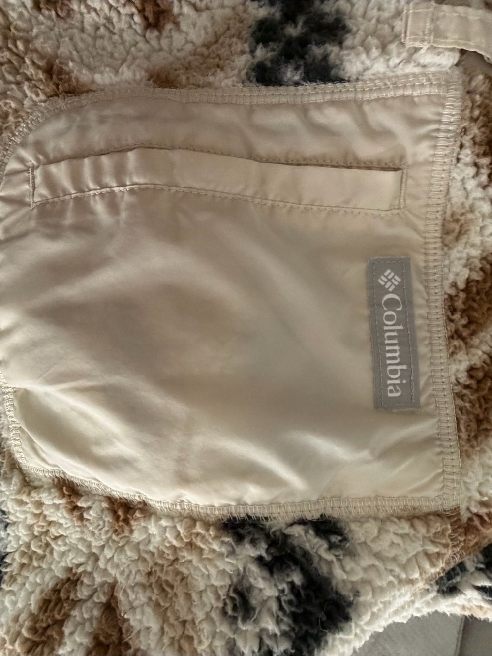 Columbia Cream, Brown & Black Sherpa Pullover quarter zip pullover, M - Picture 8 of 11